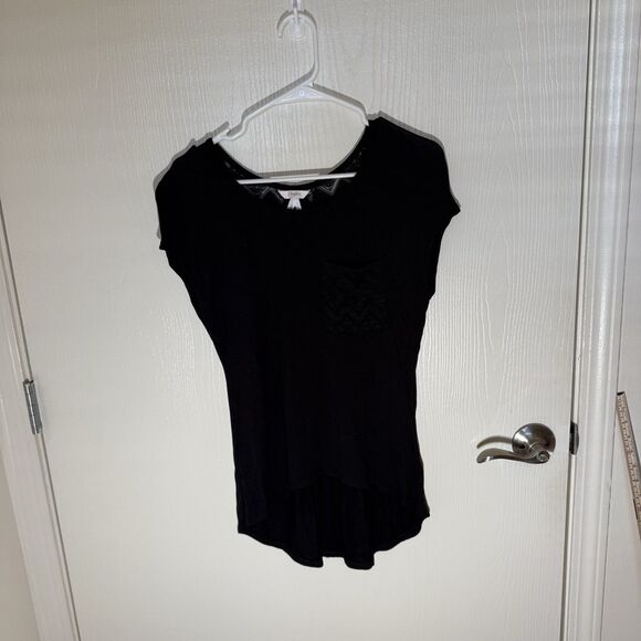 Candie’s Women’s Black V-Neck Top Lace Blouse Sexy Gothic Minimalist XS - Picture 1 of 8